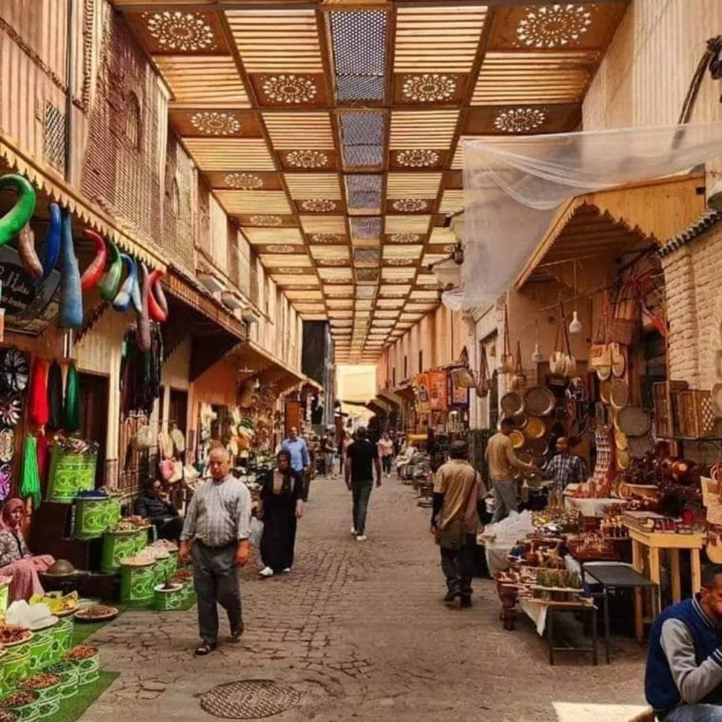 Marrakech Souk : a Moroccan Walking Tour